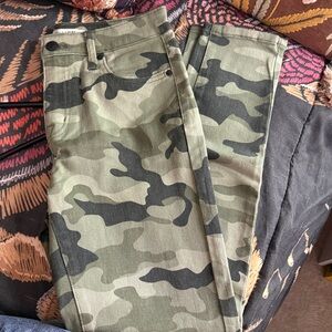 Nili Lotan camo print jeans NWOT